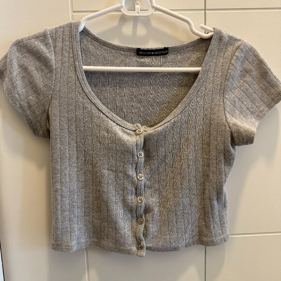 Brandy Melville Zelli Top in Grey With Button Front - Picture 2 of 4